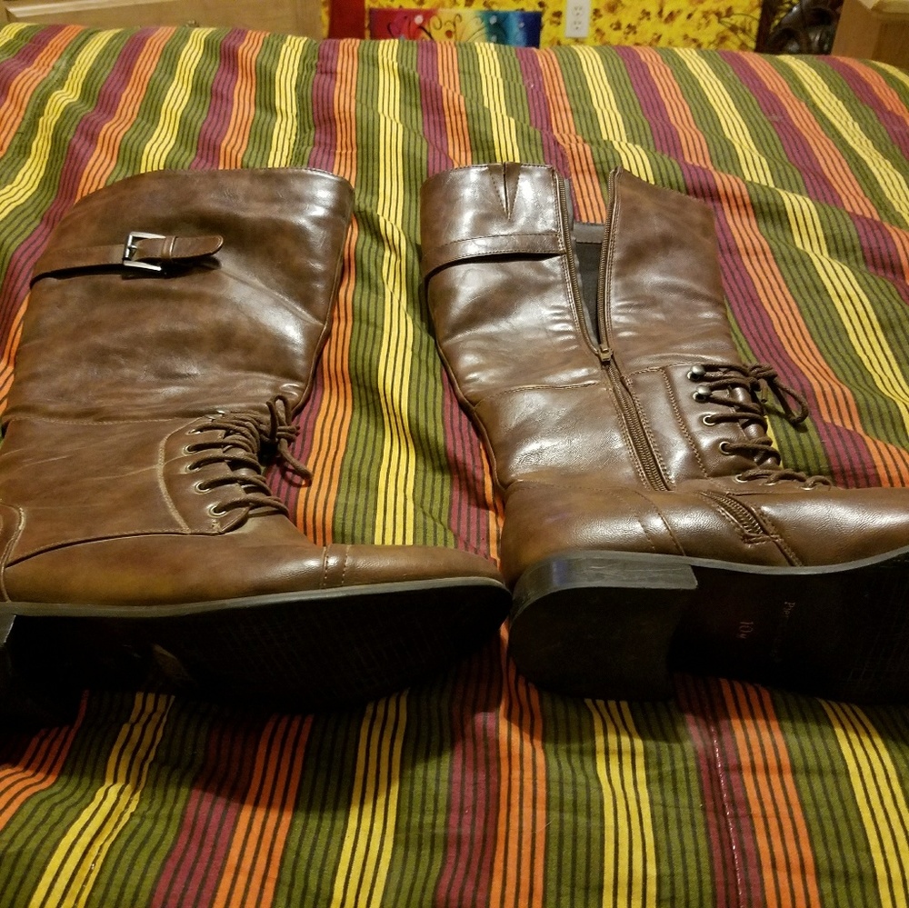 Brown boots